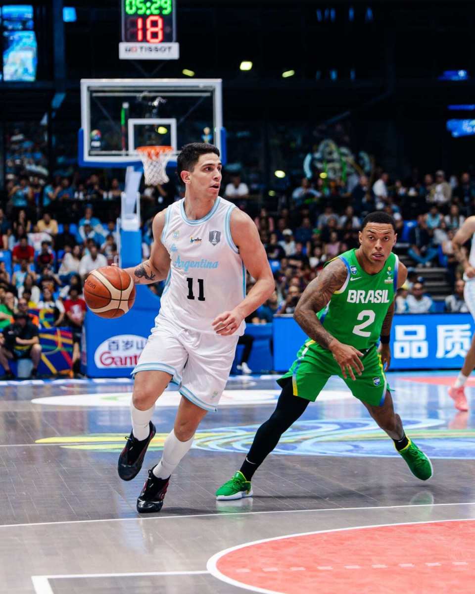 比赛回顾, 得亚军, 在末节逐步