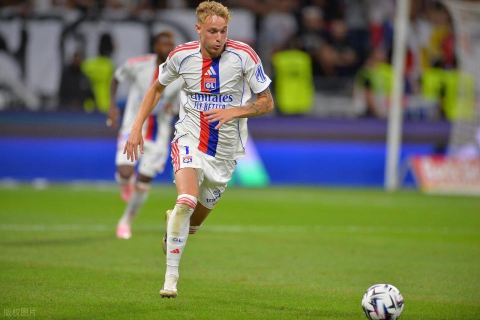 强于昂热, 因为里昂全 强于昂热, 因为里昂全