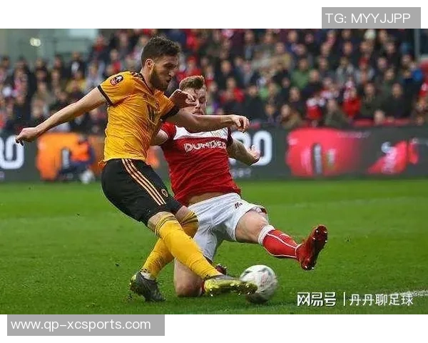 谢菲尔德星期三迎战西班牙人队力争在友谊赛中展现球队实力与风采